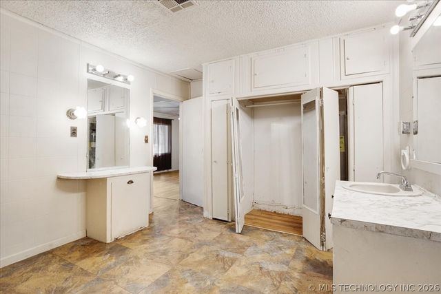 115 Main Street, Hendrix, OK 74741