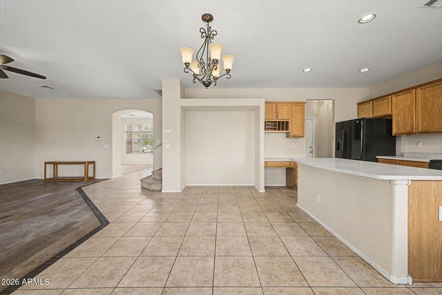 2070 E 38TH Avenue, Apache Junction, AZ 85119