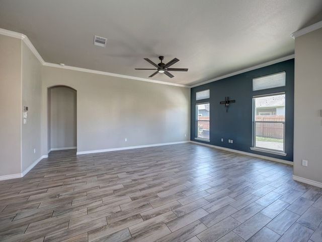 8205 Yosemite Dr, Corpus Christi, TX 78414