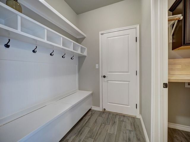 8205 Yosemite Dr, Corpus Christi, TX 78414