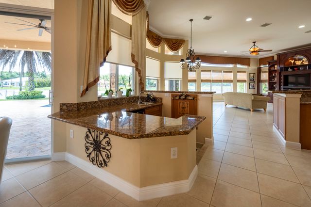 15234 SW 40th Street, Davie, FL 33331