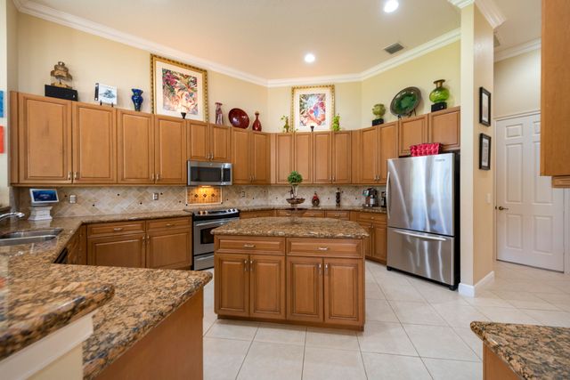 15234 SW 40th Street, Davie, FL 33331