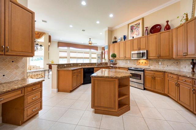 15234 SW 40th Street, Davie, FL 33331