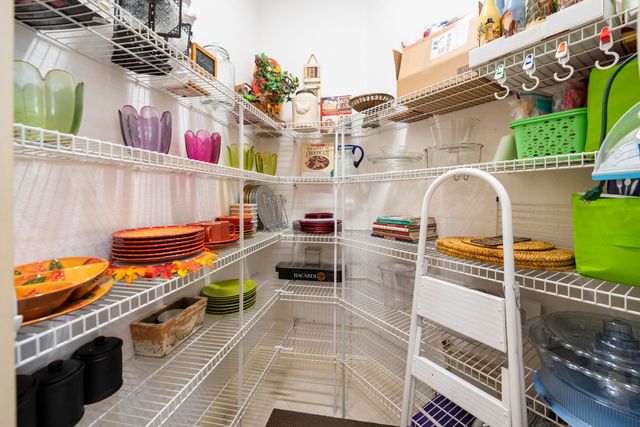 15234 SW 40th Street, Davie, FL 33331