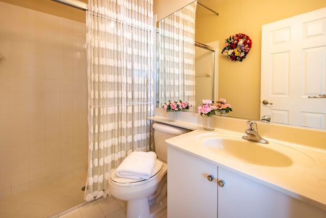 15234 SW 40th Street, Davie, FL 33331