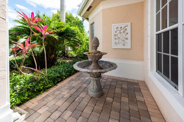 15234 SW 40th Street, Davie, FL 33331