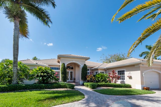 15234 SW 40th Street, Davie, FL 33331