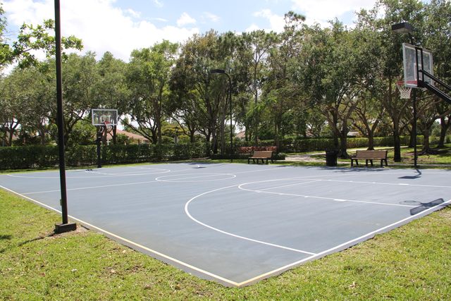 15234 SW 40th Street, Davie, FL 33331