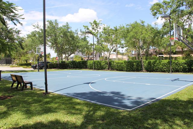 15234 SW 40th Street, Davie, FL 33331