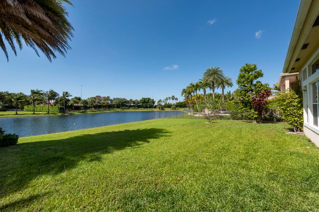 15234 SW 40th Street, Davie, FL 33331