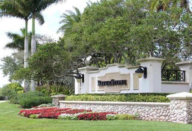 15234 SW 40th Street, Davie, FL 33331