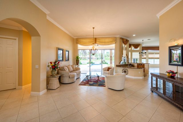 15234 SW 40th Street, Davie, FL 33331