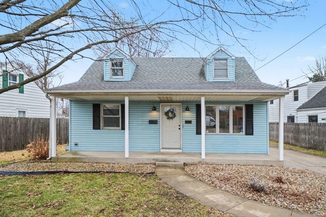 2410 Eisenhower Avenue, South Bend, IN 46615