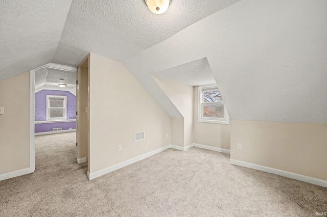 2410 Eisenhower Avenue, South Bend, IN 46615