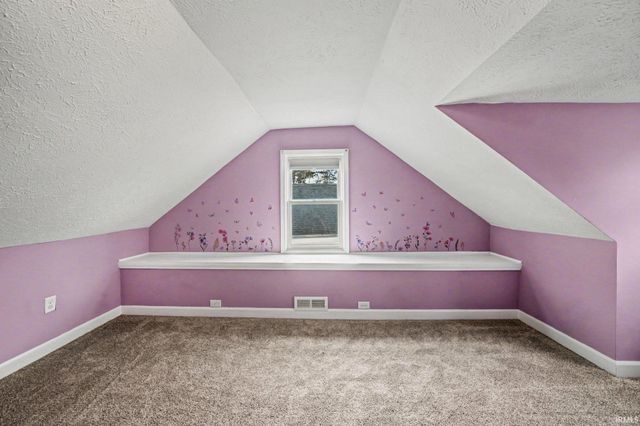 2410 Eisenhower Avenue, South Bend, IN 46615