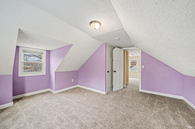 2410 Eisenhower Avenue, South Bend, IN 46615