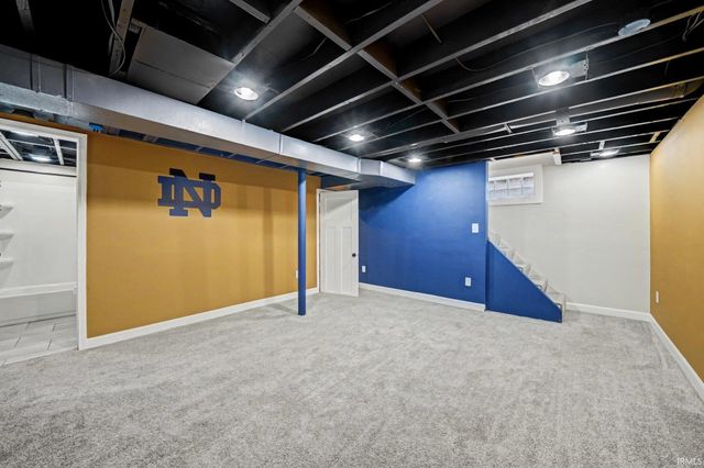 2410 Eisenhower Avenue, South Bend, IN 46615