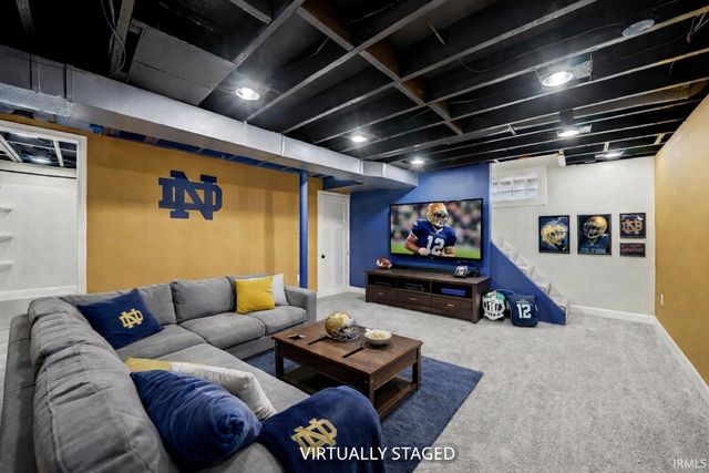 2410 Eisenhower Avenue, South Bend, IN 46615