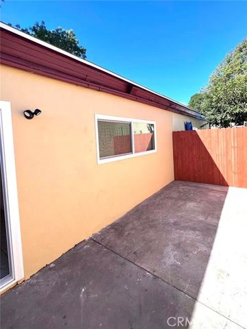 4109 W 5th C3, Santa Ana, CA 92703