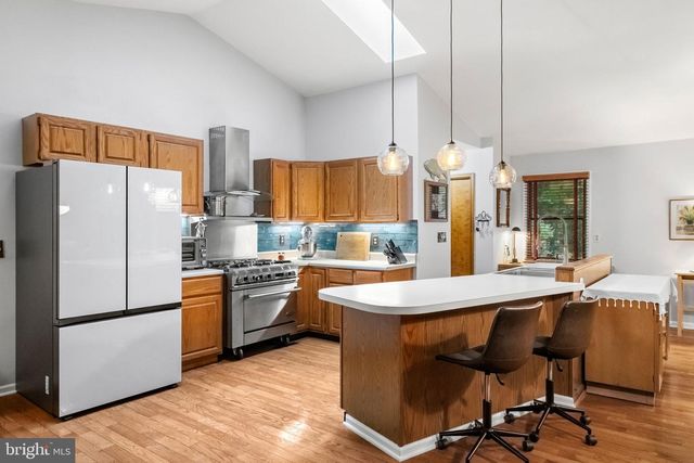 4212 LAKEVIEW PKWY, Locust Grove, VA 22508