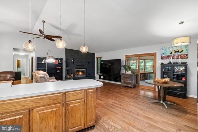 4212 LAKEVIEW PKWY, Locust Grove, VA 22508