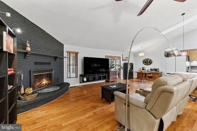 4212 LAKEVIEW PKWY, Locust Grove, VA 22508