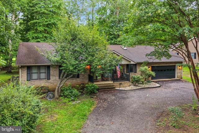 4212 LAKEVIEW PKWY, Locust Grove, VA 22508