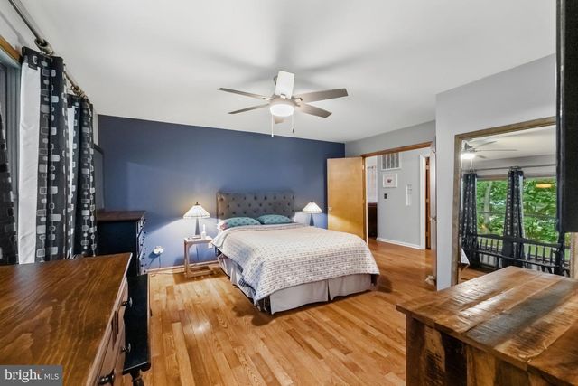 4212 LAKEVIEW PKWY, Locust Grove, VA 22508