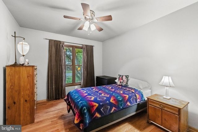 4212 LAKEVIEW PKWY, Locust Grove, VA 22508