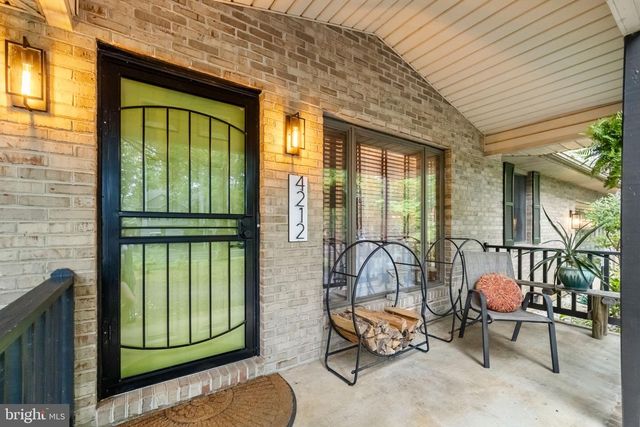 4212 LAKEVIEW PKWY, Locust Grove, VA 22508