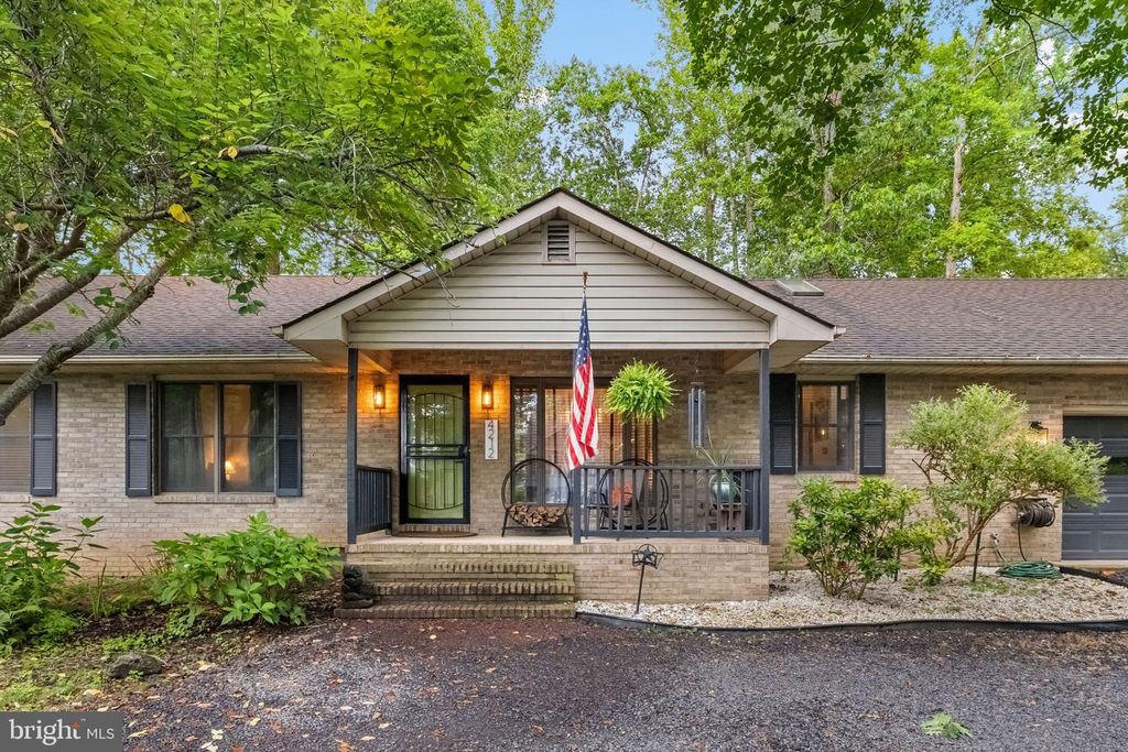 4212 LAKEVIEW PKWY, Locust Grove, VA 22508