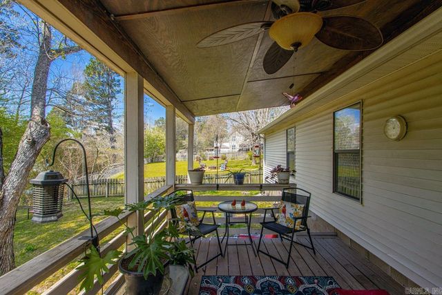 8 Calvary Circle, Little Rock, AR 72211