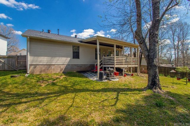 8 Calvary Circle, Little Rock, AR 72211