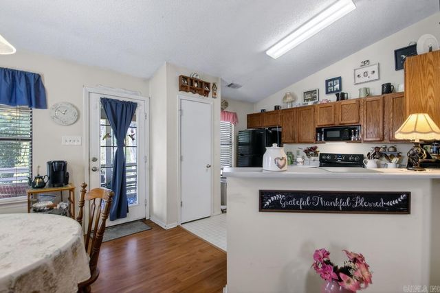 8 Calvary Circle, Little Rock, AR 72211