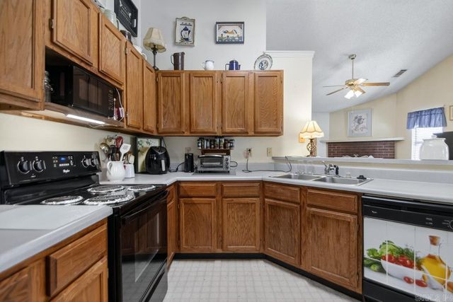 8 Calvary Circle, Little Rock, AR 72211