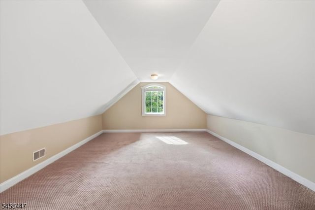 4 Centennial Ct, Totowa Boro, NJ 07512