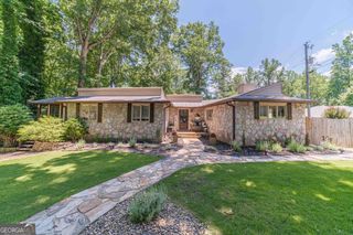 45 Lakepoint Drive, Dawsonville, GA 30534