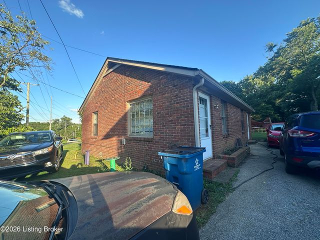 103 Eminence Pike, Shelbyville, KY 40065