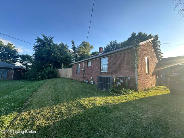 103 Eminence Pike, Shelbyville, KY 40065