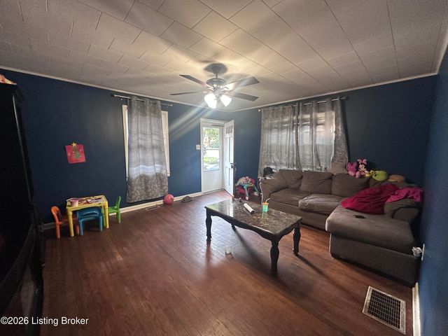 103 Eminence Pike, Shelbyville, KY 40065