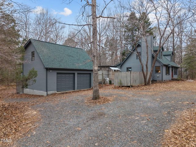 109 Persimmon Hill Road, Pittsboro, NC 27312