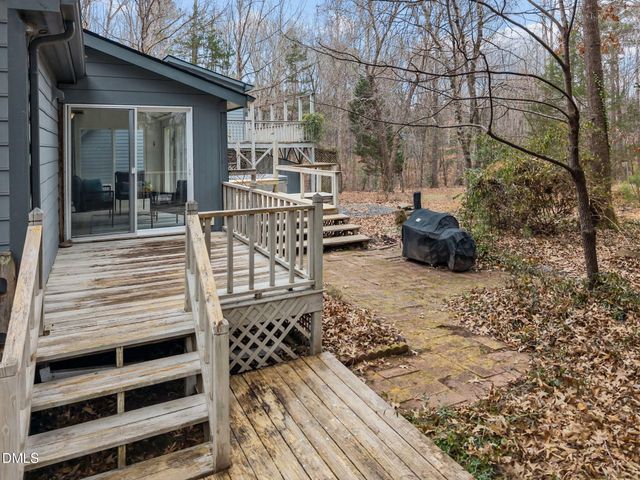 109 Persimmon Hill Road, Pittsboro, NC 27312