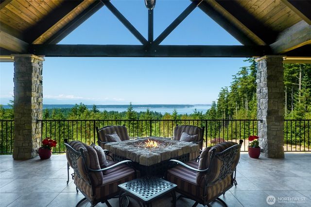 67 Gilbertson Road, Camano Island, WA 98282