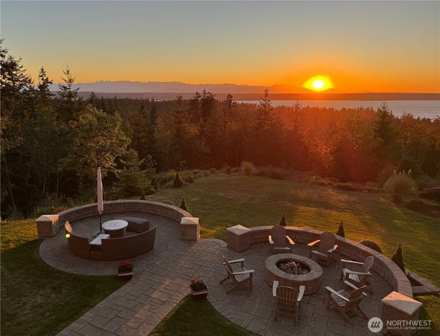 67 Gilbertson Road, Camano Island, WA 98282