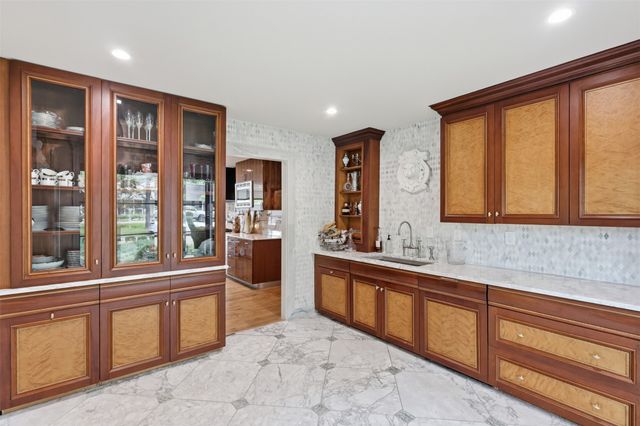 7654 Indian Springs Road, Dallas, TX 75248