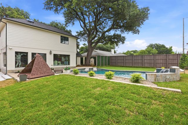 7654 Indian Springs Road, Dallas, TX 75248