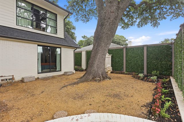 7654 Indian Springs Road, Dallas, TX 75248