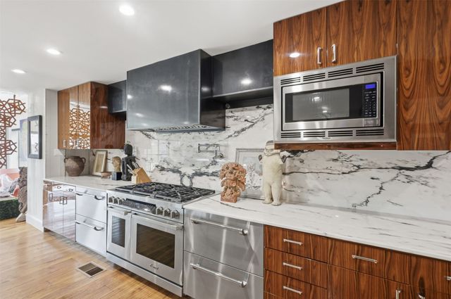 7654 Indian Springs Road, Dallas, TX 75248