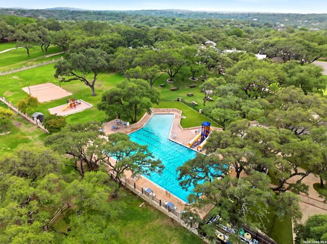 7825 ROCKING HORSE LN, Fair Oaks Ranch, TX 78015