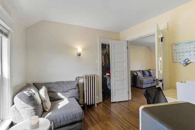 389 Fairview Avenue N, Saint Paul, MN 55104